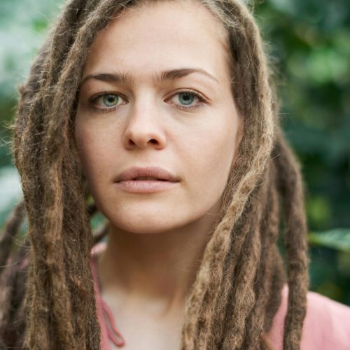 pexels-fauxels-3228885